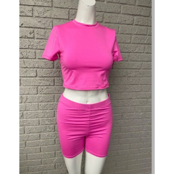 Skims Barbie Pink Top & Shorts Set Size M NWT - Picture 1 of 8